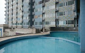 RedLiving Apartemen Saladdin Mansion